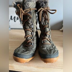 Columbia winter boots size 6.5